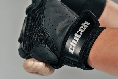 Black batting gloves, clutch batting gloves, baseball batting gloves